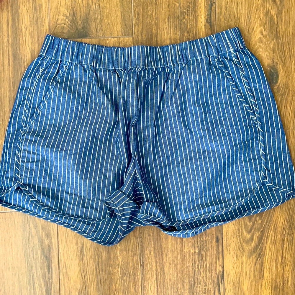 Denim pinstripe shorts